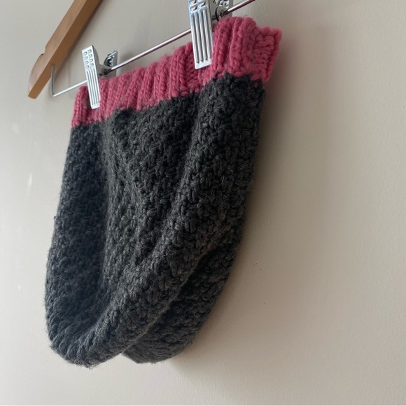 Gap Pink And Grey Hat - Picture 5 of 11